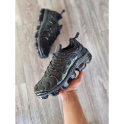 Vapormax Plus Negra