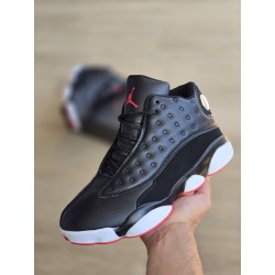 Jordan 13 Negra Suela Blanca
