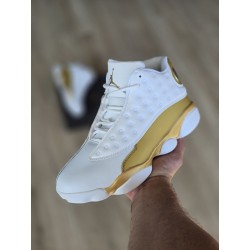 Jordan 13 Blanca Oro