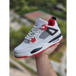 Jordan 4 Blanca Roja Negra