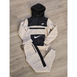 Chandals nike bolsillo...