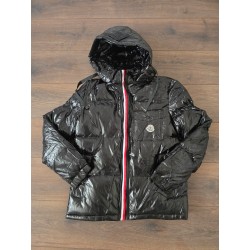 Abrigo moncler negro...