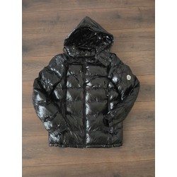 Abrigo moncler negro logo...