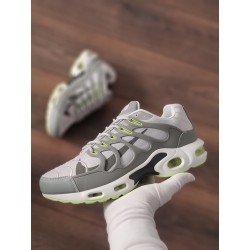 Ts gris verde